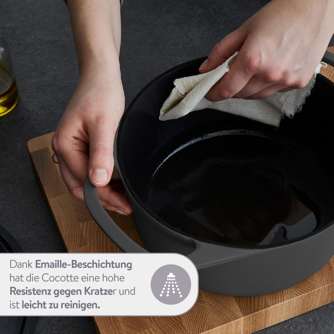 Cocotte Gusseisen oval 33 cm, für alle Herdarten inkl. Induktion - 6,5 Liter Springlane