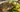 Gegrillte Thunfischsteaks im Sesammantel mit Gurken-Mango-Salat