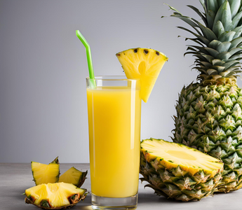 Fruchtiger Ananassaft mit Birne, Orange, Ingwer und Limette – Ein Vitaminkick für jede Gelegenheit Springlane